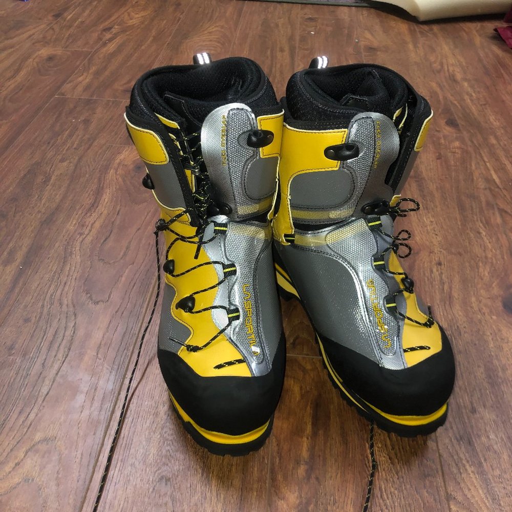 La Sportiva Spantik - Men's Size 44 EU